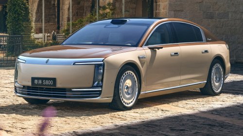 $294,000 Buys You A Gold-Trimmed Chinese Sedan For Less Than Half A Rolls-Royce