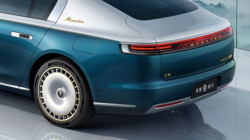 $294,000 Buys You A Gold-Trimmed Chinese Sedan For Less Than Half A Rolls-Royce
