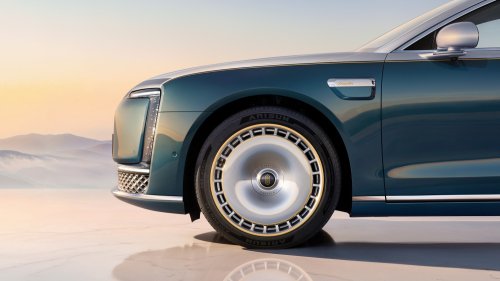 Rolls-Royce, $294,000 Buys You A Gold-Trimmed Chinese Sedan For Less Than Half A Rolls-Royce
