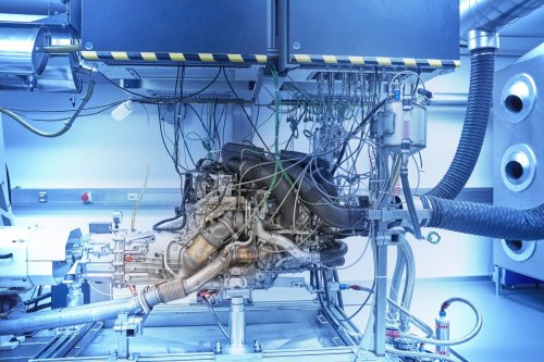 BMW, BMW’s New M Engine Tech Fires Tiny Jets Of Flame At Nearly The Speed Of Sound