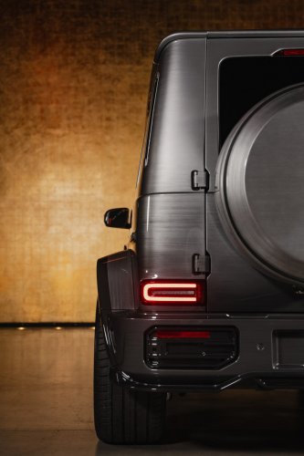 Mercedes G-Wagens Got Boring, So This One Wears Its Paint Like Stainless Steel