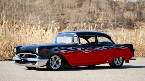 Pontiac’s 1955 Chieftain Came Back With A 509ci V8 And No Mercy
