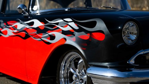 Pontiac’s 1955 Chieftain Came Back With A 509ci V8 And No Mercy