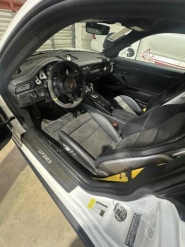 A 25-Mile 2018 Porsche GT2 RS Just Sold For $710,000 And Doesn’t Even Shift Into Gear