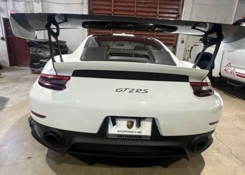 A 25-Mile 2018 Porsche GT2 RS Just Sold For $710,000 And Doesn’t Even Shift Into Gear