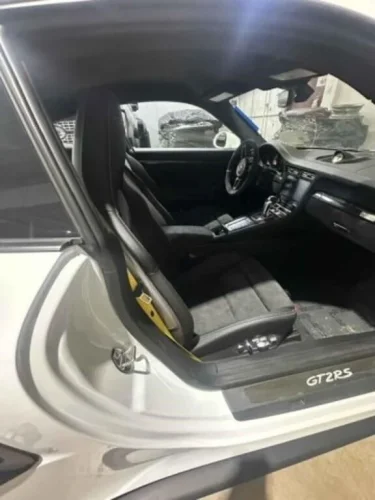 A 25-Mile 2018 Porsche GT2 RS Just Sold For $710,000 And Doesn’t Even Shift Into Gear