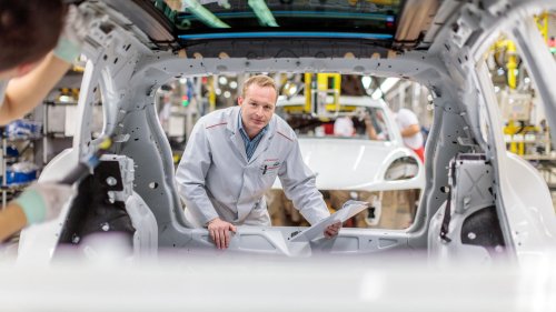 Porsche, Americans Still Want Gas Macans More Than The EVs, So Porsche Is Quietly Stockpiling