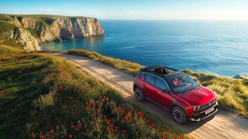 Renault’s 4 E-Tech Just Borrowed Another Trick From The ’60s Original, And It’s Not Deckchair Seats