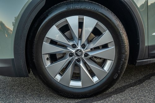 The 2026 Skoda Elroq Gets The Hard Stuff Right And The Easy Stuff Wrong | Review