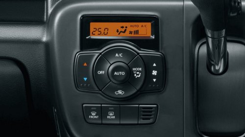 Suzuki’s $8,400 Kei Van Still Has Crank Windows, But It Also Has A Manual