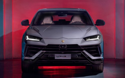 A $5,000 Lamborghini Headlight Got Fixed. The Other One Just Got Exposed