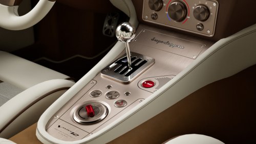 Touring’s New Aperta Has The Manual Gearbox Ferrari’s Spiders Never Will