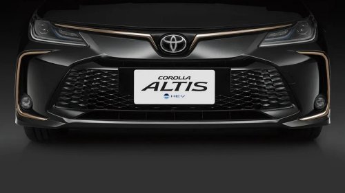 Toyota’s Corolla Gets A Farewell Tour In Bronze Gold Accents Before 2027 Reset