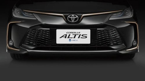 Toyota’s Corolla Gets A Farewell Tour In Bronze Gold Accents Before 2027 Reset