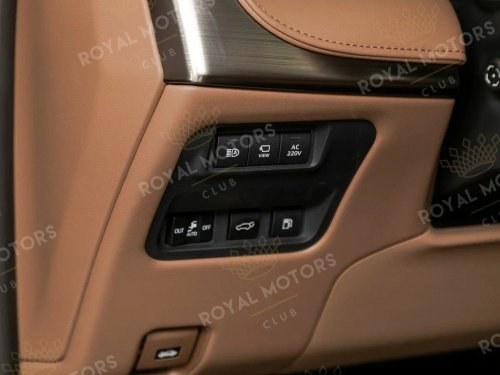 Grey-Market Toyota Century SUV Costs $737,000 In Russia, More Than A Rolls-Royce Cullinan