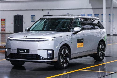 Tesla’s Still Testing Its Vision-Only Robotaxi, Xpeng Just Started Building One