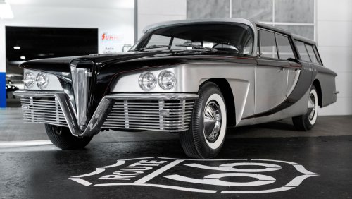 This One-Off Chrysler Wagon Has A Roof That Slides Open Into A Pickup