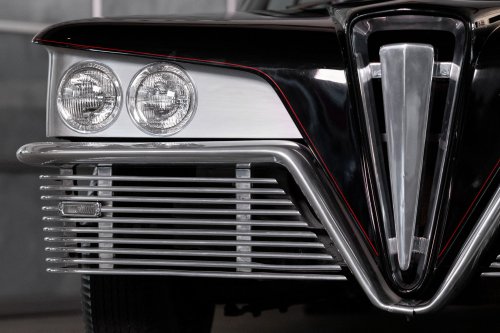 This One-Off Chrysler Wagon Has A Roof That Slides Open Into A Pickup