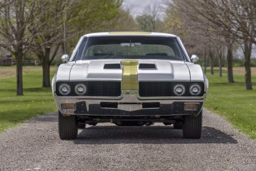 The 1969 Hurst/Olds Had A ‘His And Hers’ Shifter, And Yes, It Means What You Think