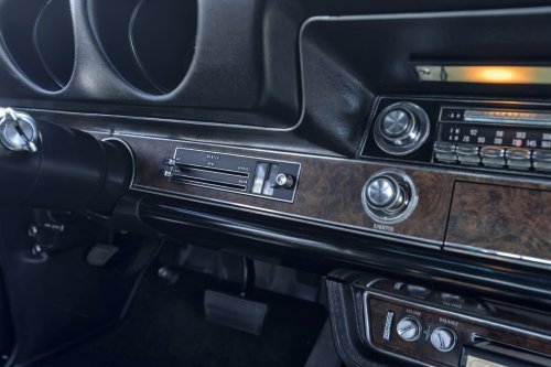 The 1969 Hurst/Olds Had A ‘His And Hers’ Shifter, And Yes, It Means What You Think