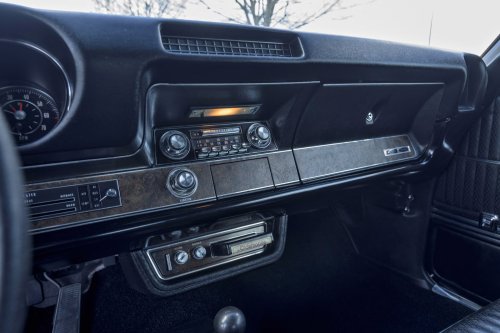 The 1969 Hurst/Olds Had A ‘His And Hers’ Shifter, And Yes, It Means What You Think