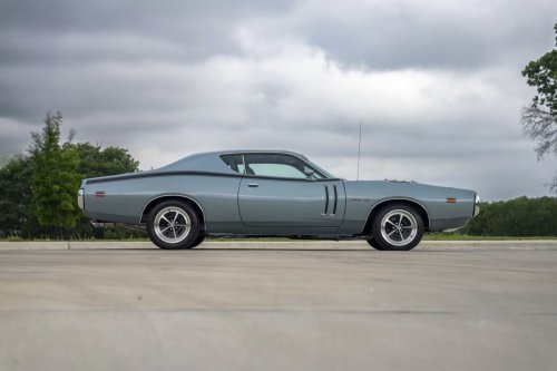 If Dodge Built A Charger Hellcat In 1971, It Would Look Like This