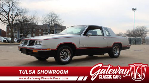 This 1984 Oldsmobile Has Three Shifters For One Automatic Transmission