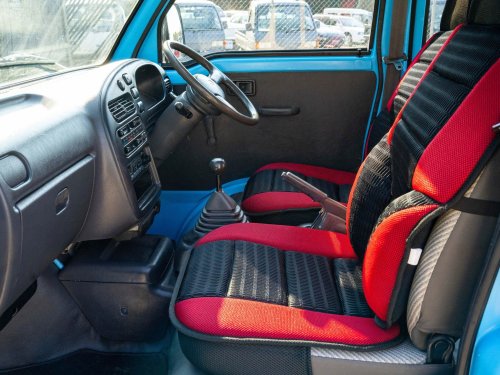 Daihatsu’s $12,950 Kei Van Is Also A Crew-Cab Pickup With A 34-Inch Bed