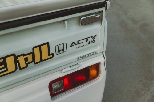 Honda, This Manual Honda Kei Truck Makes Less Power Than Some Ride-On Mowers