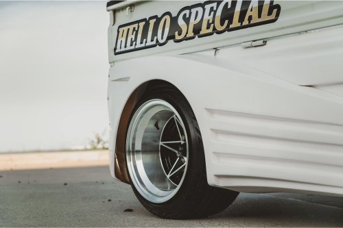 This Manual Honda Kei Truck Makes Less Power Than Some Ride-On Mowers