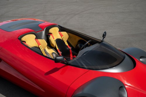 The Ferrari You’d Never Recognize Weighs Less Than A Miata