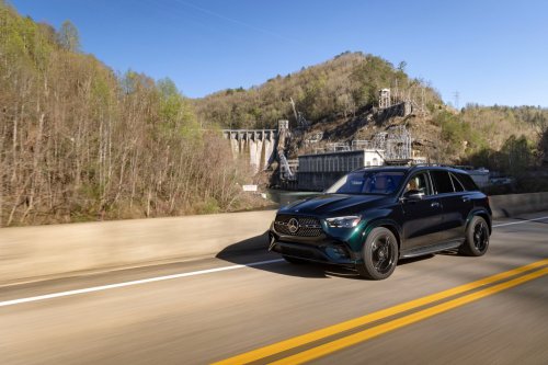 SEAT, Mercedes, The Telluride’s Seat Belt Locks Up, Mercedes’ Comes Loose, Both Get Recalled