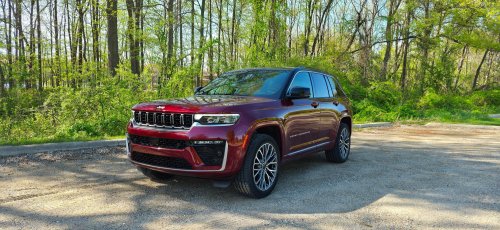 Jeep Gave The 2026 Grand Cherokee A Smaller Engine, But Kept The Best Stuff Intact | Review