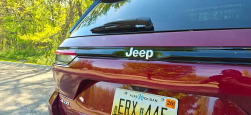 Jeep Gave The 2026 Grand Cherokee A Smaller Engine, But Kept The Best Stuff Intact | Review
