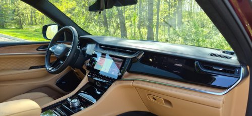 Jeep Gave The 2026 Grand Cherokee A Smaller Engine, But Kept The Best Stuff Intact | Review
