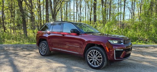 Jeep Gave The 2026 Grand Cherokee A Smaller Engine, But Kept The Best Stuff Intact | Review