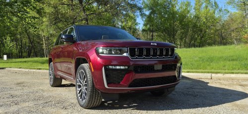 Jeep Gave The 2026 Grand Cherokee A Smaller Engine, But Kept The Best Stuff Intact | Review
