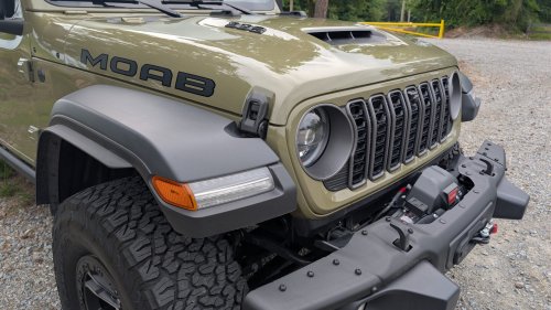 Jeep’s $82,000 Wrangler Moab 392 Makes No Sense, Until The V8 Fires | Review