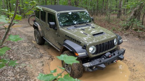 Jeep’s $82,000 Wrangler Moab 392 Makes No Sense, Until The V8 Fires | Review