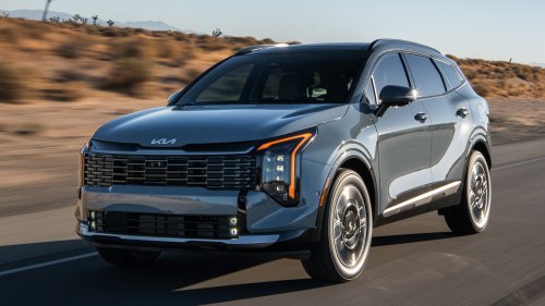 Kia, Kia Sold More Minivans Than Any July Before