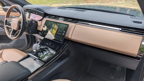 The 2026 Range Rover Sport PHEV Is A Master Of Nothing And That’s Its Trick | Review