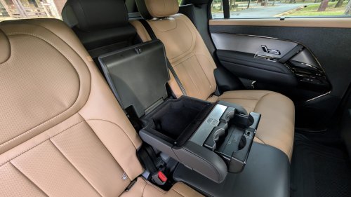 The 2026 Range Rover Sport PHEV Is A Master Of Nothing And That’s Its Trick | Review