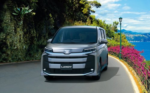 Suzuki’s New Minivan Now Has Room For Eight, And A Grille Sized For Twelve
