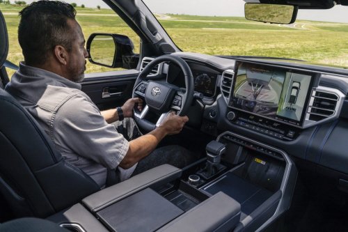 Toyota And Nissan Warn Japanese Buyers Their US-Built Cars May Have Panel Gaps And Paint Flaws