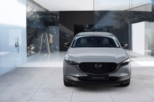 Europe’s 2027 Mazda CX-30 Has A Manual And Better Headlights Than Yours