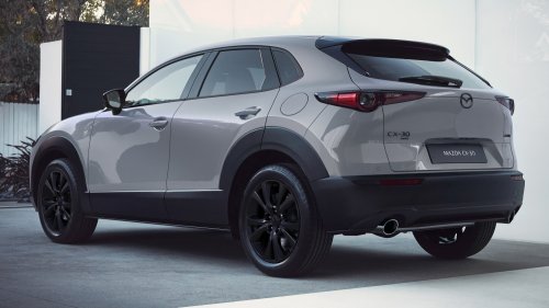 Europe’s 2027 Mazda CX-30 Has A Manual And Better Headlights Than Yours