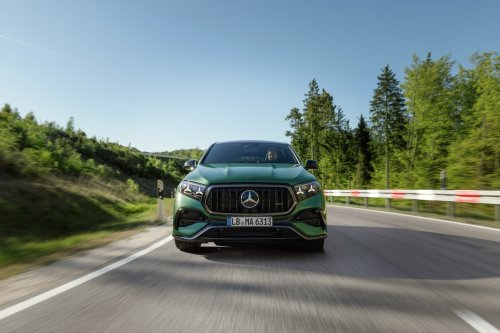AMG’s New 603-HP GLE And GLS Hit 174 MPH With A Flat-Plane V8