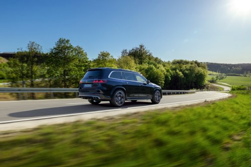 AMG’s New 603-HP GLE And GLS Hit 174 MPH With A Flat-Plane V8