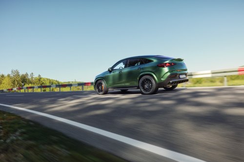 AMG’s New 603-HP GLE And GLS Hit 174 MPH With A Flat-Plane V8