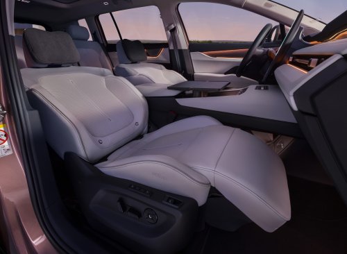 Skoda, Skoda Peaq Revealed As Three-Row EV Flagship With 402-Mile Range